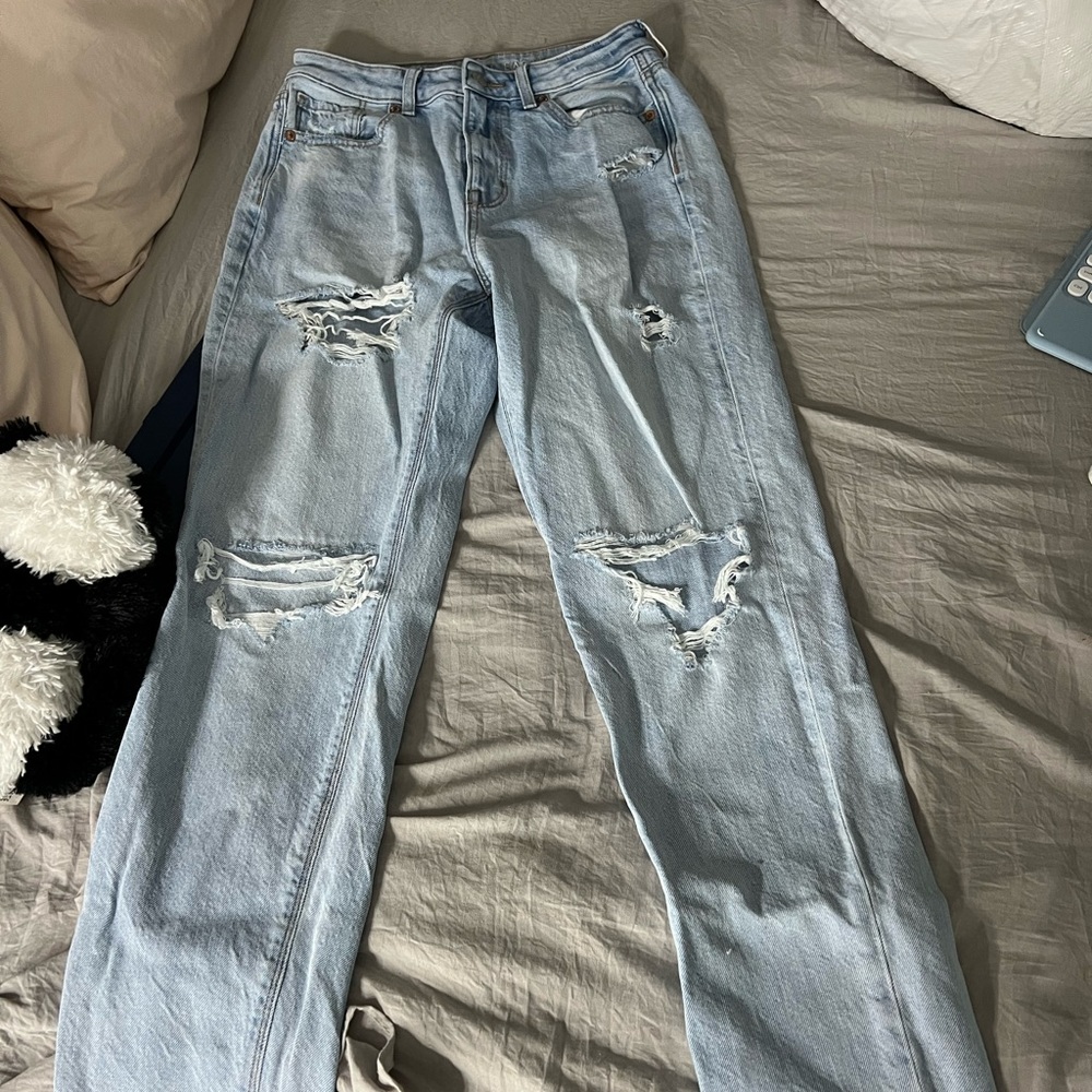 American Eagle ripped jeans